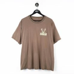 Icy Vintage Buck Wear Deer Hunting T-Shirt - XL