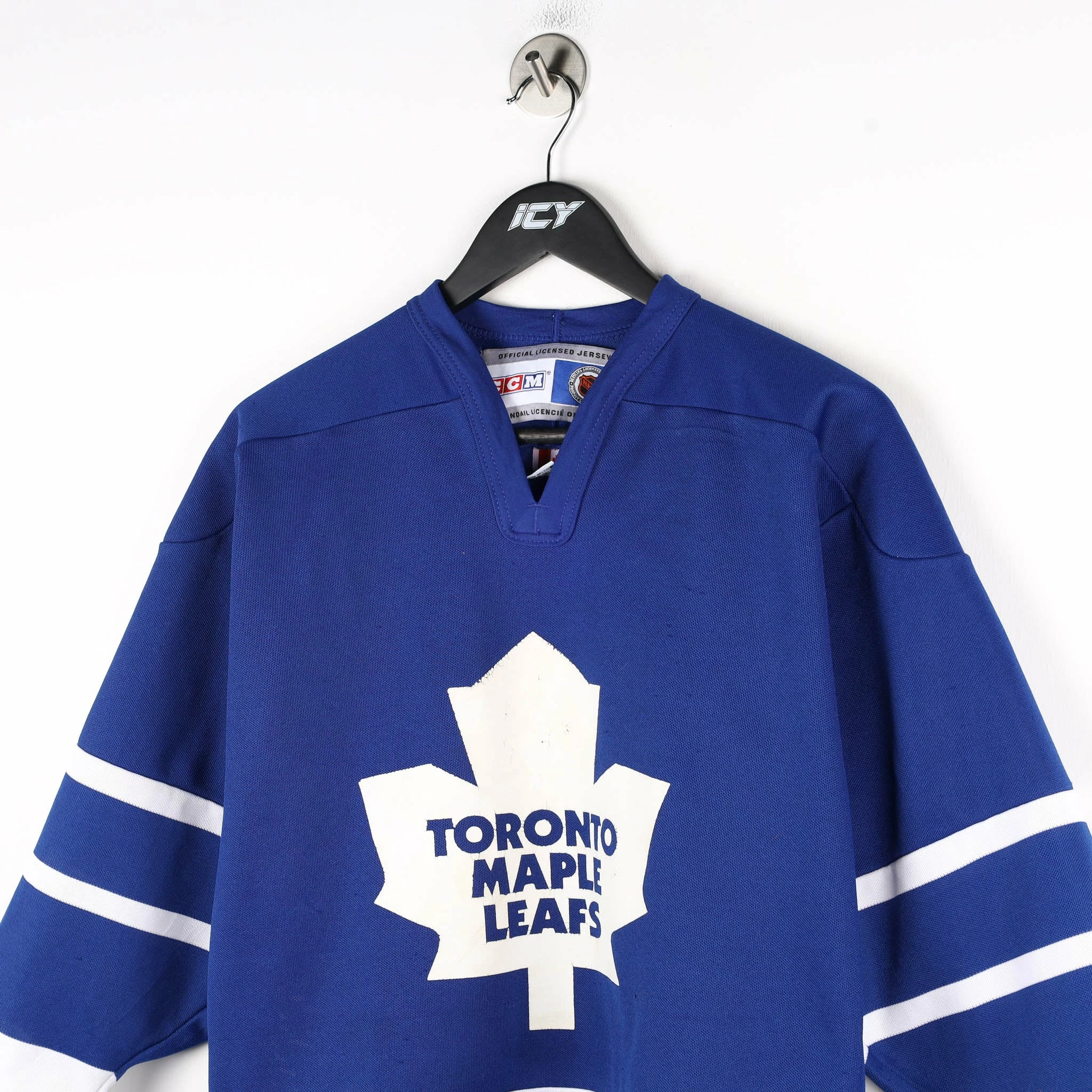 Vintage NHL Toronto Maple Leafs CCM Hockey Jersey - Small 2 Vintage NHL Toronto Maple Leafs CCM Hockey Jersey - Small - Image 2