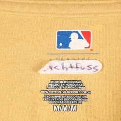 MLB Milwaukee Brewers Spell Out T-Shirt - Medium -Icy Sales Shop 12465IMG 0138