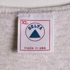 Vintage NCAA 1995 Wisconsin Athletic Dept Tank Top T-Shirt - XL -Icy Sales Shop 12570IMG 0043