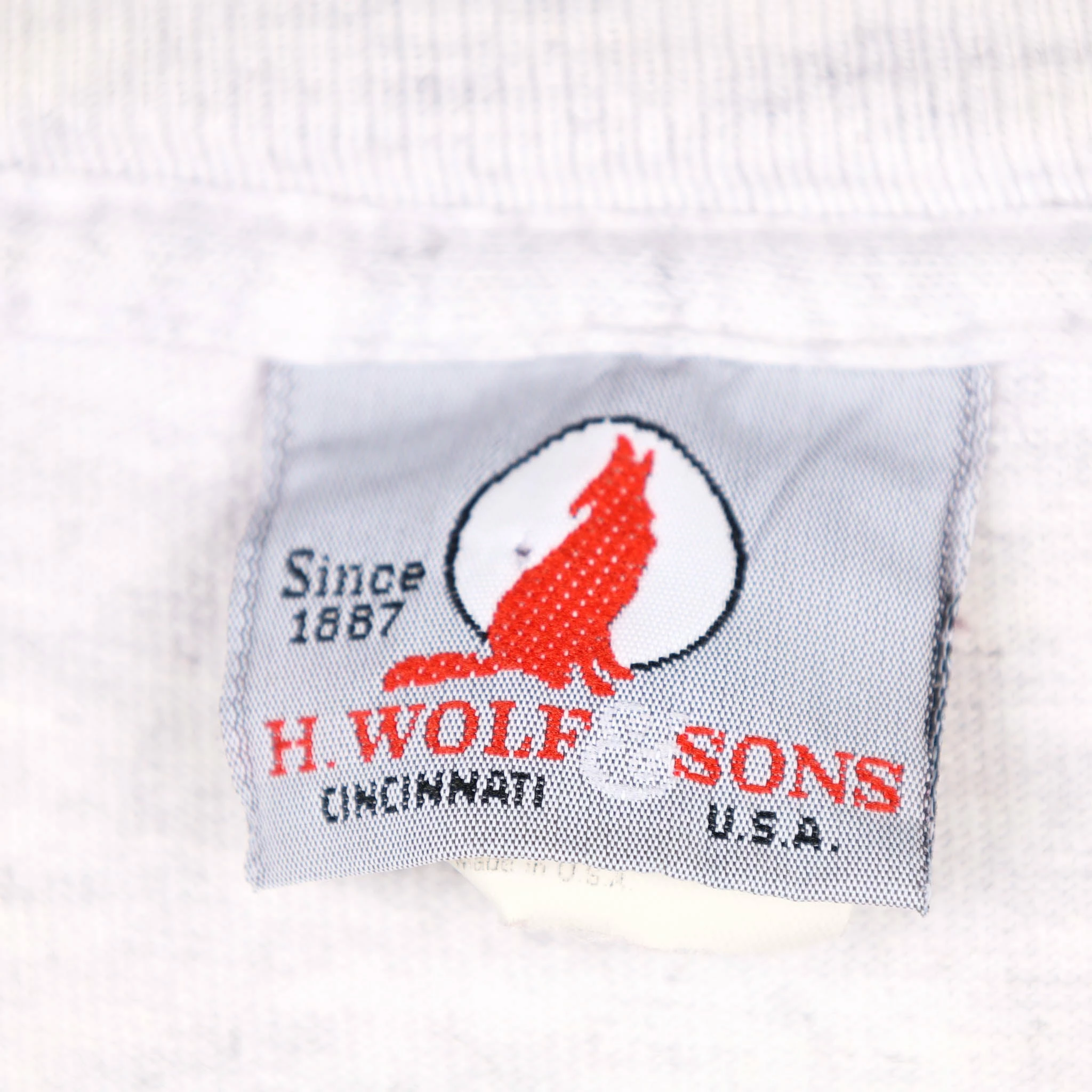 Vintage Collegiate Penn State Nittany Lions T-Shirt - Large 4 Vintage Collegiate Penn State Nittany Lions T-Shirt - Large - Image 4