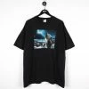 Icy Vintage Vintage Wolves On Lake Graphic T-Shirt - XL