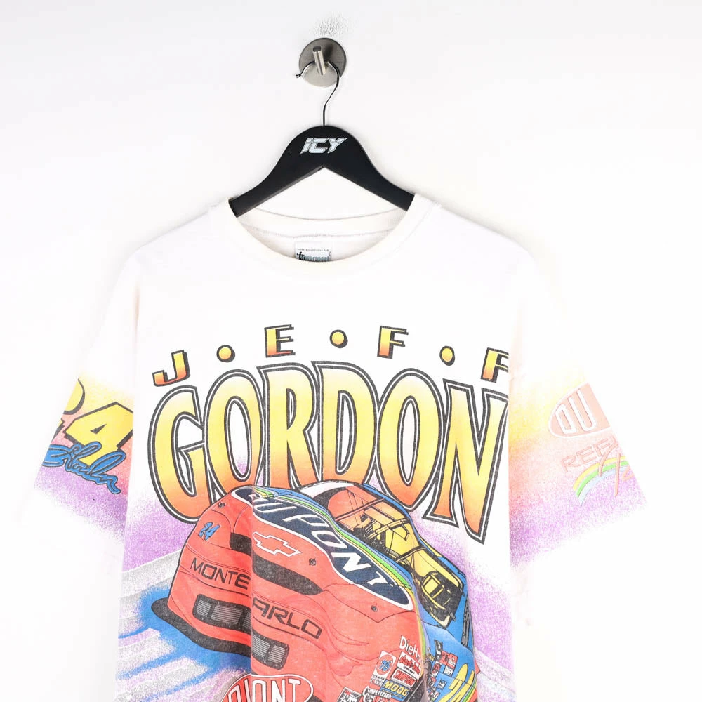 Vintage NASCAR 1995 Jeff Gordon AOP Graphic T-Shirt - Large 2 Vintage NASCAR 1995 Jeff Gordon AOP Graphic T-Shirt - Large - Image 2