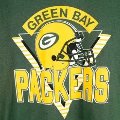 Icy Vintage Vintage Trench NFL Green Bay Packers Graphic T-Shirt - Medium -Icy Sales Shop 15081 20IMG 0010
