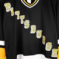 Vintage NHL CCM Pittsburgh Penguins Larry Murphy Jersey - Medium -Icy Sales Shop 15339 20IMG 0045