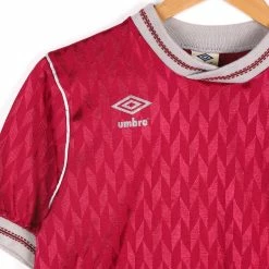 Vintage Umbro #6 Jersey - XS -Icy Sales Shop IMG 0022 2 bf63a09c 7b53 470c afb0 25fc4a7ad8b5